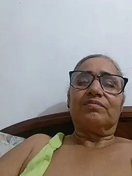  candi online show from July 8, 1:52 am