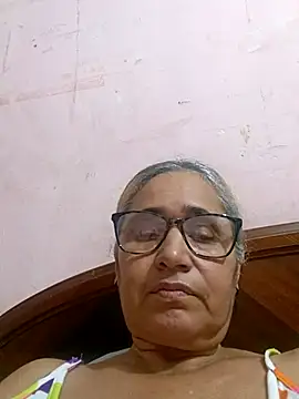  candi online show from November 7, 3:33 am