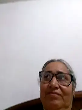  candi online show from May 12, 11:44 pm