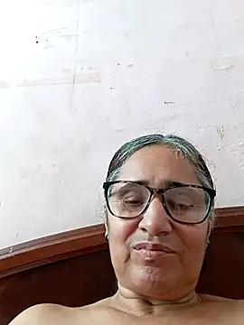  candi online show from March 12, 7:47 pm