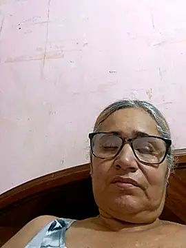  candi online show from October 28, 1:17 am