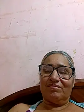  candi online show from November 30, 2:23 am