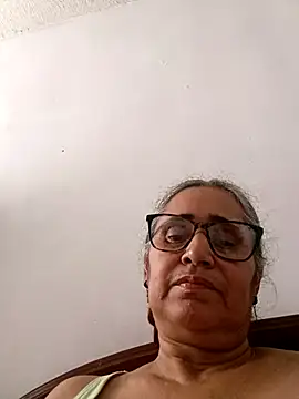  candi online show from May 9, 7:06 pm