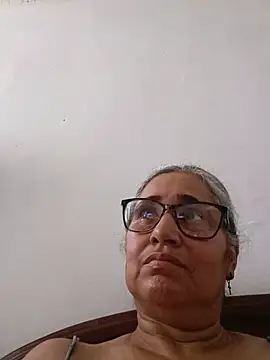  candi online show from May 21, 4:26 pm