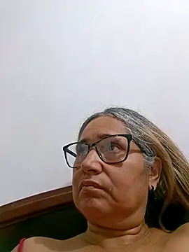  candi online show from February 5, 3:24 am