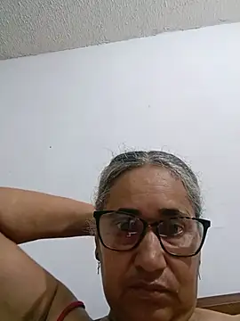  candi online show from May 23, 4:11 am
