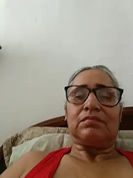  candi online show from May 27, 2:57 pm