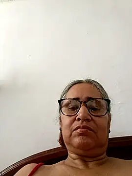  candi online show from April 27, 1:31 pm