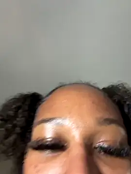 slimerlla online show from November 13, 6:39 am