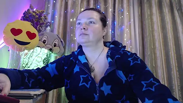 amorelara online show from April 9, 2:46 am