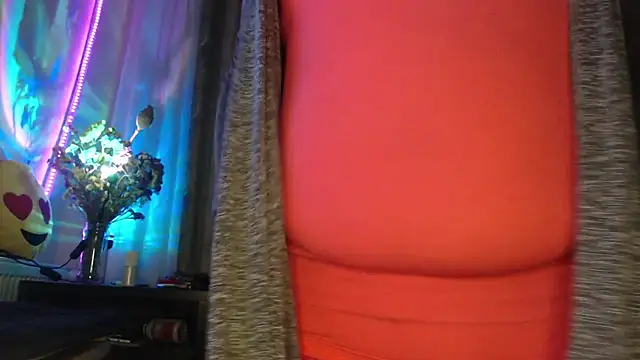 amorelara online show from July 18, 10:24 am