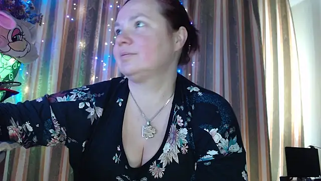 amorelara online show from May 14, 6:21 am
