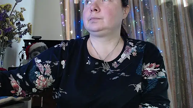 Snapshot of amorelara chatting on January 17, 1:26 pm amorelara online show from January 17, 1:26 pm