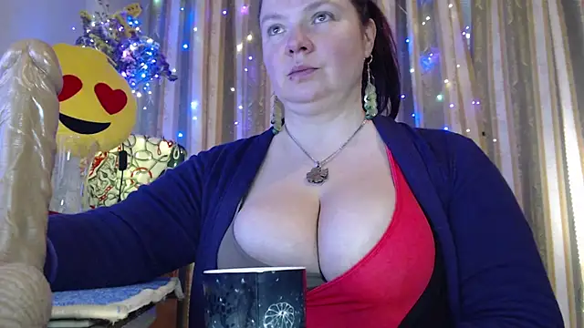 amorelara online show from March 10, 6:28 am