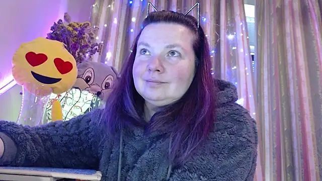 amorelara online show from April 14, 7:57 am