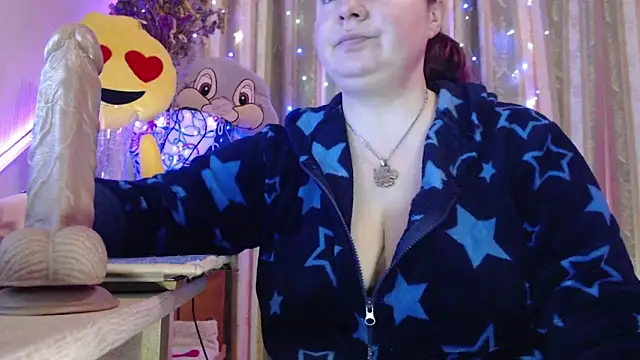 amorelara online show from April 17, 7:44 am