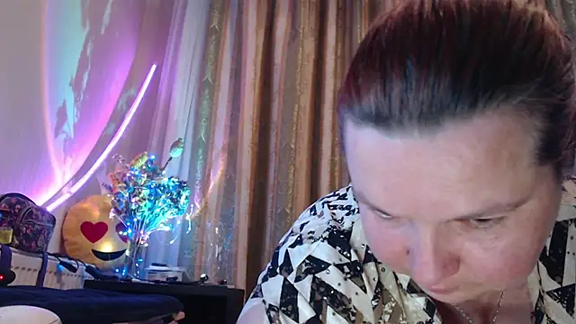 amorelara online show from June 24, 4:11 am