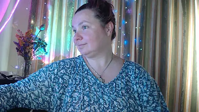 amorelara online show from June 4, 3:17 pm