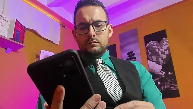 Jerry hot1 online show from November 18, 12:30 pm