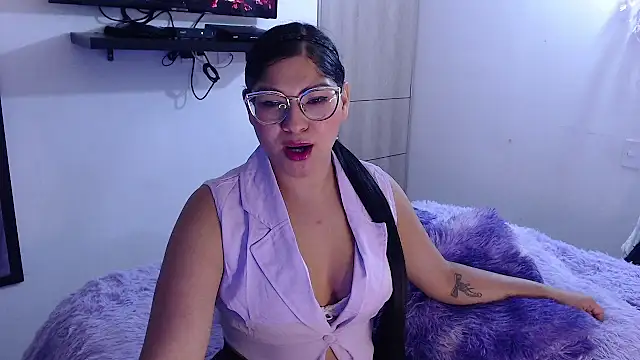 Prins jazmin online show from June 1, 4:13 am