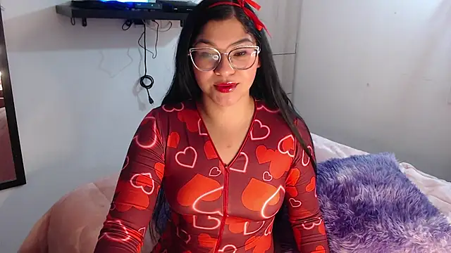 Snapshot of Prins_jazmin chatting on February 7, 11:18 am Prins jazmin online show from February 7, 11:18 am