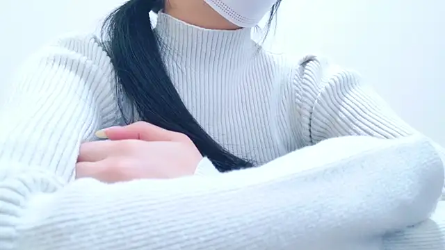 Mana chan online show from January 2, 9:00 am