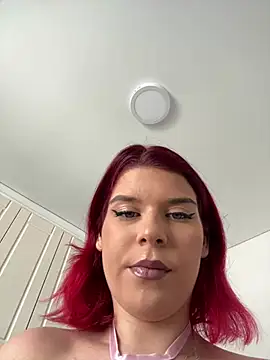 RiriRoseey online show from February 22, 9:00 am