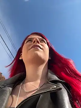 RiriRoseey online show from April 9, 7:47 am