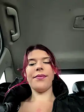 RiriRoseey online show from November 8, 9:02 am