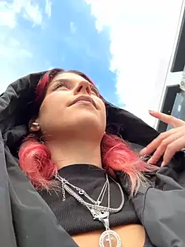 RiriRoseey online show from October 28, 8:24 am