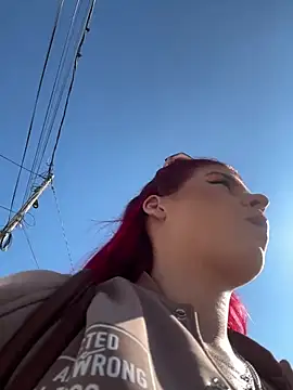 RiriRoseey online show from April 19, 7:09 am