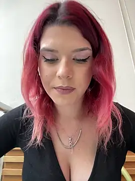 RiriRoseey online show from February 10, 9:08 am