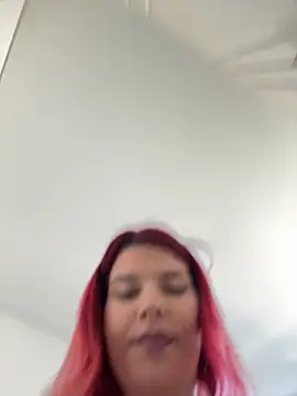 RiriRoseey online show from March 7, 8:54 am