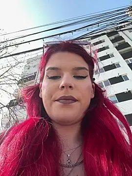 RiriRoseey online show from April 15, 7:47 am