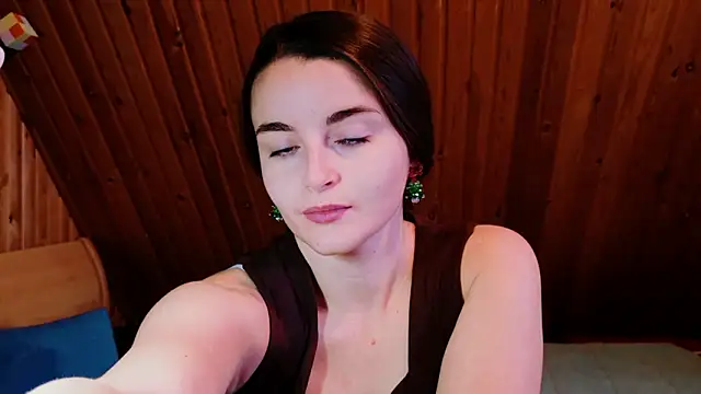 Miss Arwen online show from March 3, 1:45 am