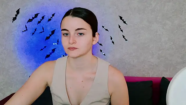 Snapshot of Miss_Arwen chatting on October 17, 4:38 am Miss Arwen online show from October 17, 4:38 am
