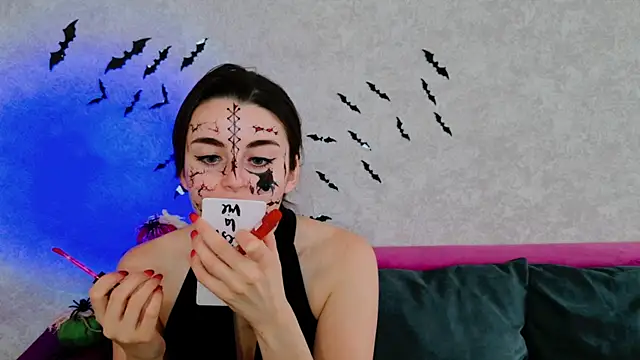 Miss Arwen online show from October 31, 3:03 am