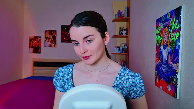 Snapshot of Miss_Arwen chatting on February 13, 4:22 am Miss Arwen online show from February 13, 4:22 am