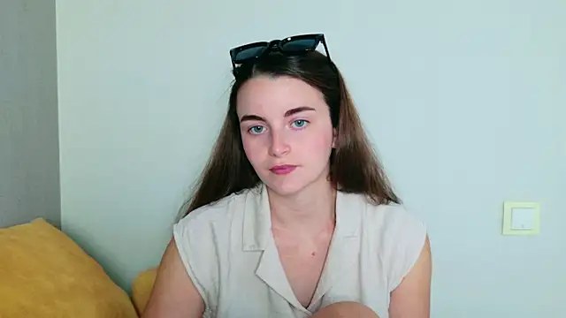 Miss Arwen online show from July 20, 4:42 pm