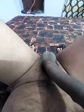 studboy1111 online show from March 17, 11:24 am