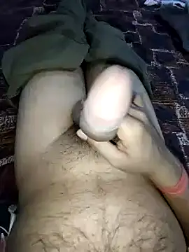 studboy1111 online show from March 22, 2:48 am