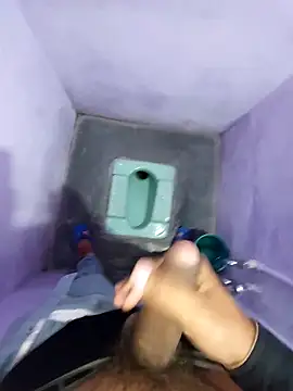 studboy1111 online show from November 29, 8:31 pm