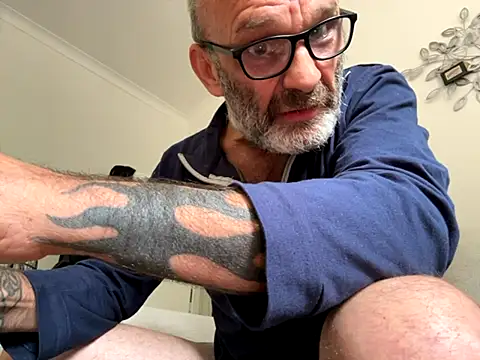 Shyboy817 online show from September 16, 1:01 pm