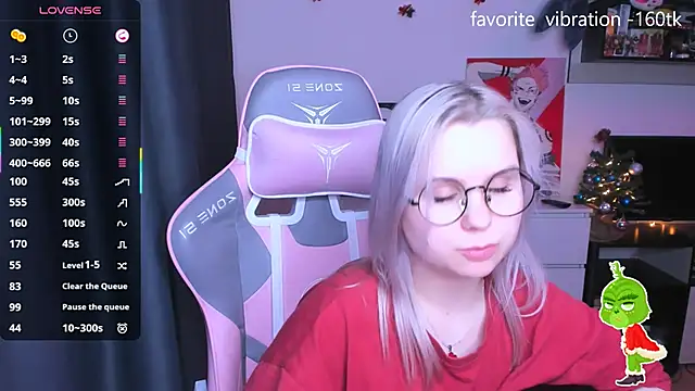 Snapshot of miray_kuriyama123 chatting on January 5, 10:35 pm miray kuriyama123 online show from January 5, 10:35 pm