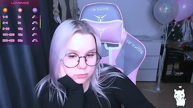 Snapshot of miray_kuriyama123 chatting on February 9, 8:07 pm miray kuriyama123 online show from February 9, 8:07 pm