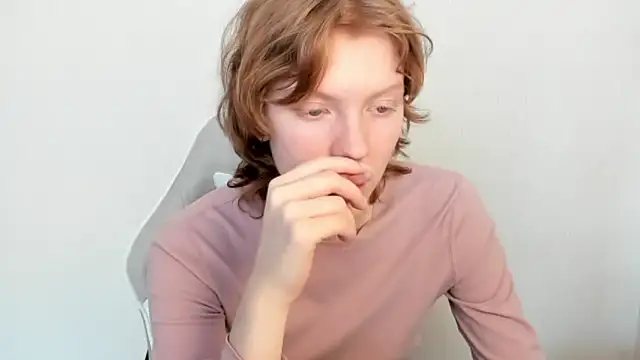 StellaDavis online show from February 26, 8:03 am