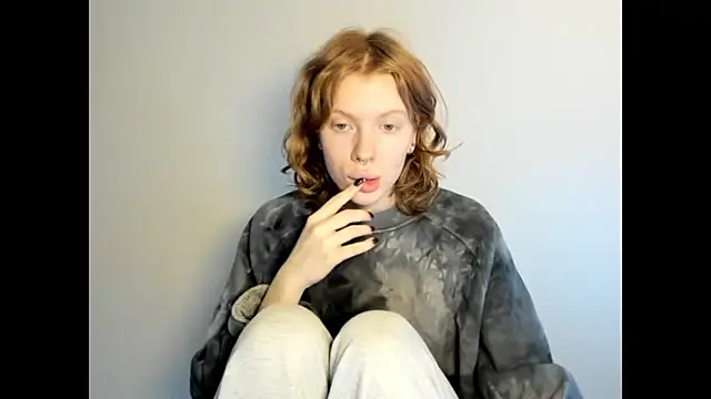 StellaDavis online show from November 25, 8:14 am