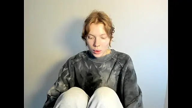 StellaDavis online show from November 27, 8:04 am