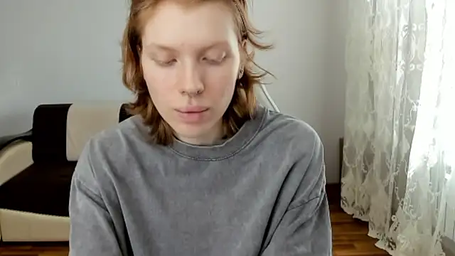 Snapshot of StellaDavis chatting on May 3, 11:04 am StellaDavis online show from May 3, 11:04 am
