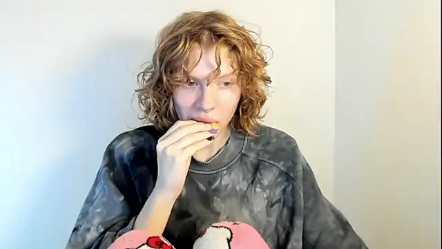 StellaDavis online show from October 21, 10:47 am